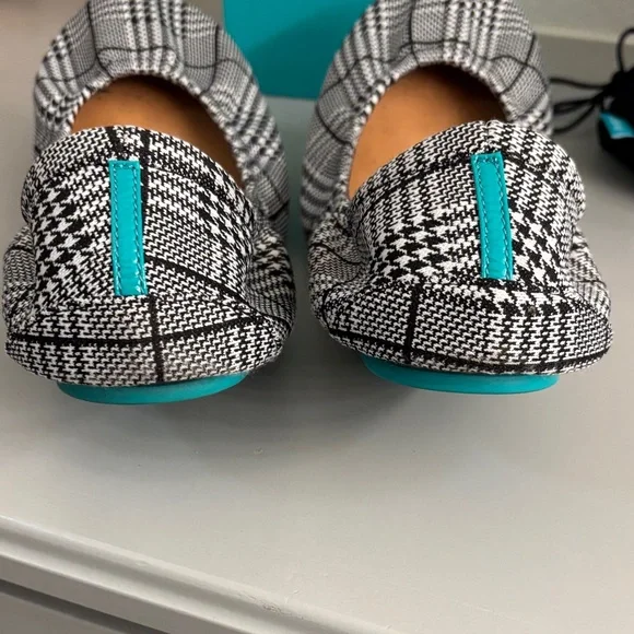 Tieks Seafield Check Ballet Flats - 9 - Picture 5 of 7